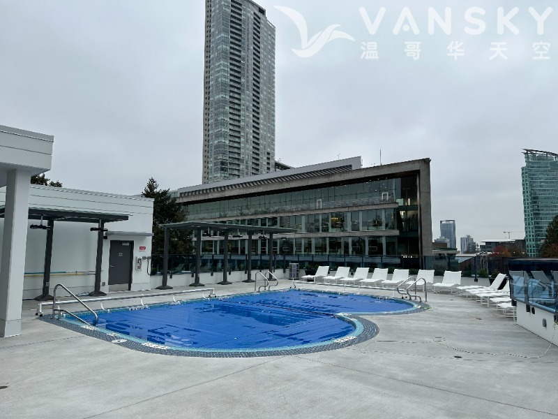 260104111006_Swimming pool.jpg